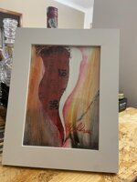 pocket-corno-con-ombra-bianca