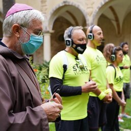 fcb02e38-caa9-4693-8ff8-9328d9f81812