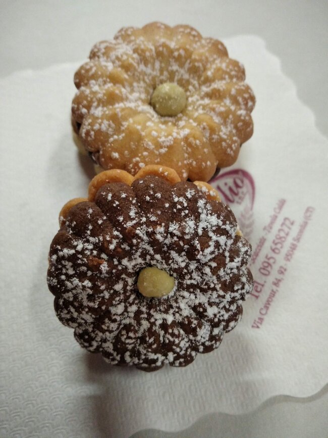 d6514c95-e3cd-40f7-8a9c-7cf384e2b973