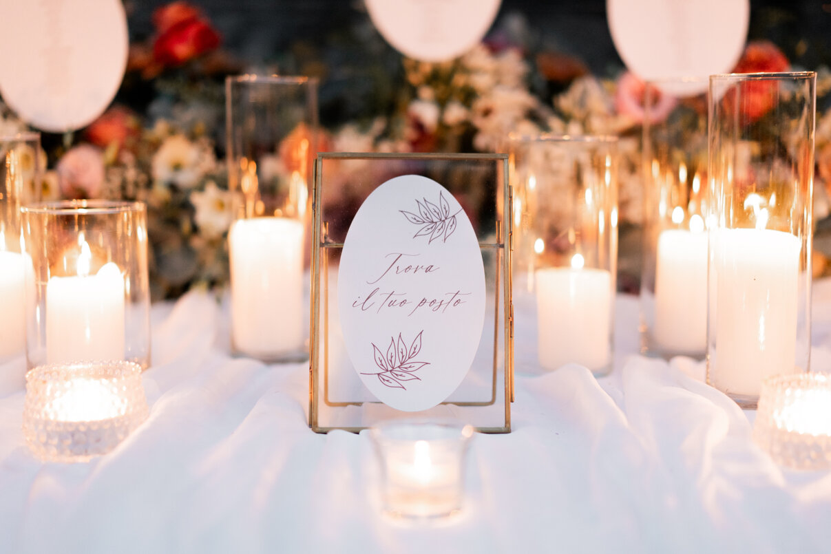 tableau mariage elegante con candele matrimonio organizzato da wedding planner Voghera Pavia Milano tableau mariage elegante con candele matrimonio organizzato da wedding planner Voghera Pavia Milano