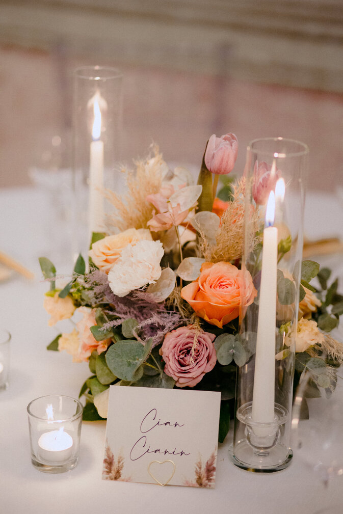 allestimento fiori e candele tavolo matrimonio elegante allestimento fiori e candele tavolo matrimonio elegante