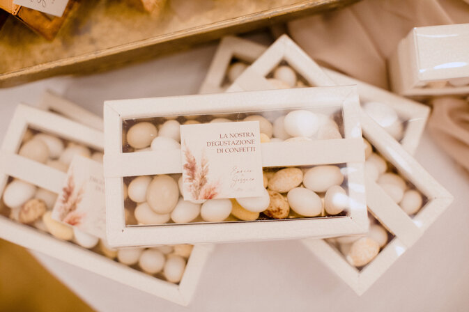 confetti matrimonio elegante confetti matrimonio elegante