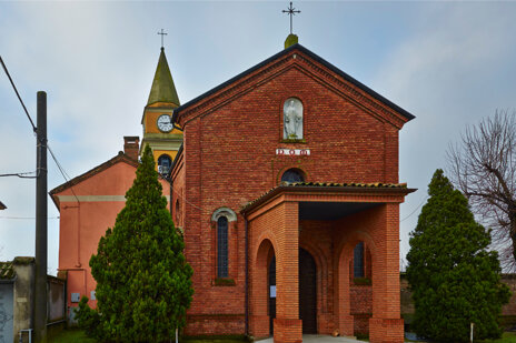 Chiesa di Torremenapace scelta per la cerimonia di matrimonio Chiesa di Torremenapace scelta per la cerimonia di matrimonio