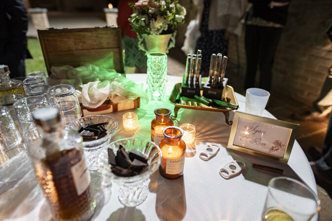 angolo sigari e rum matrimonio elegante angolo sigari e rum matrimonio elegante
