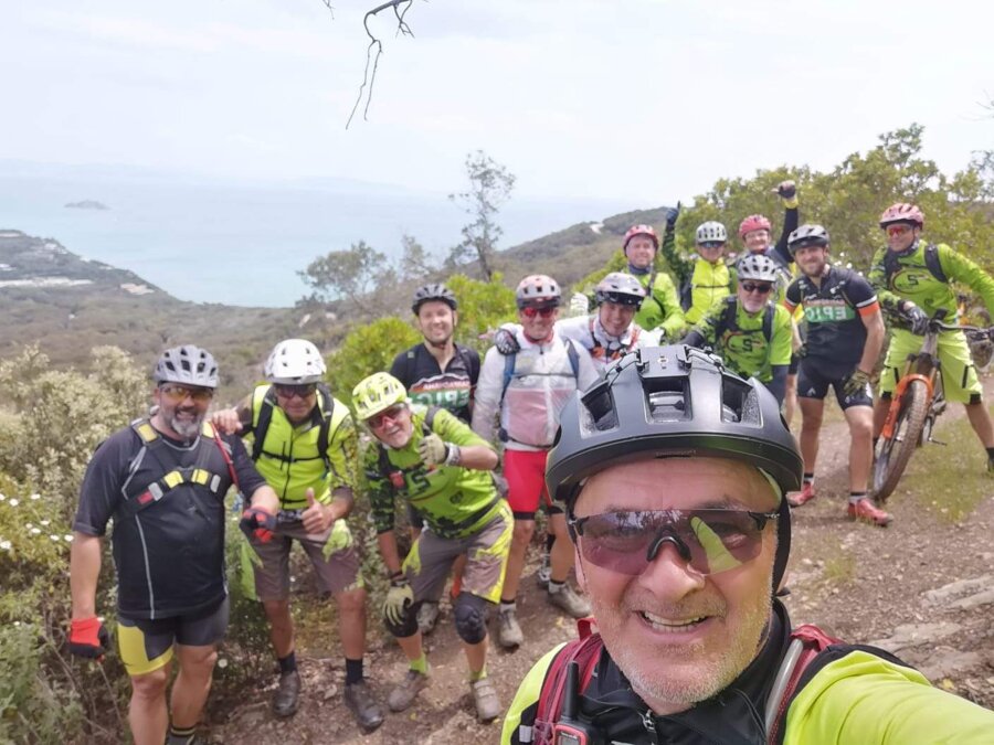 98cafc30-4967-4f3f-8ff4-c9b404418fa5.jpeg 98cafc30-4967-4f3f-8ff4-c9b404418fa5.jpeg