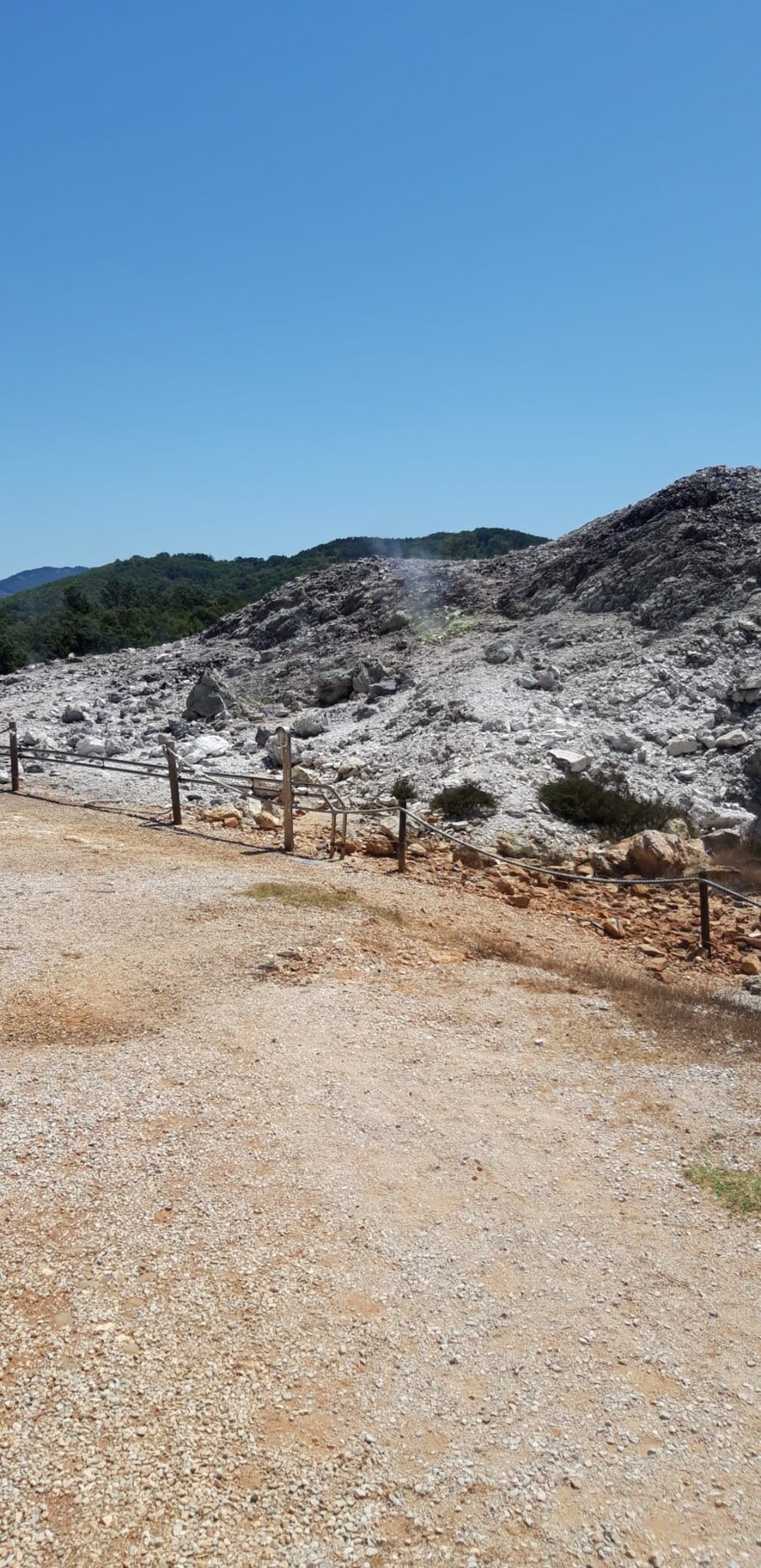 ab917eaa-429d-423f-8089-504ca0fd173d