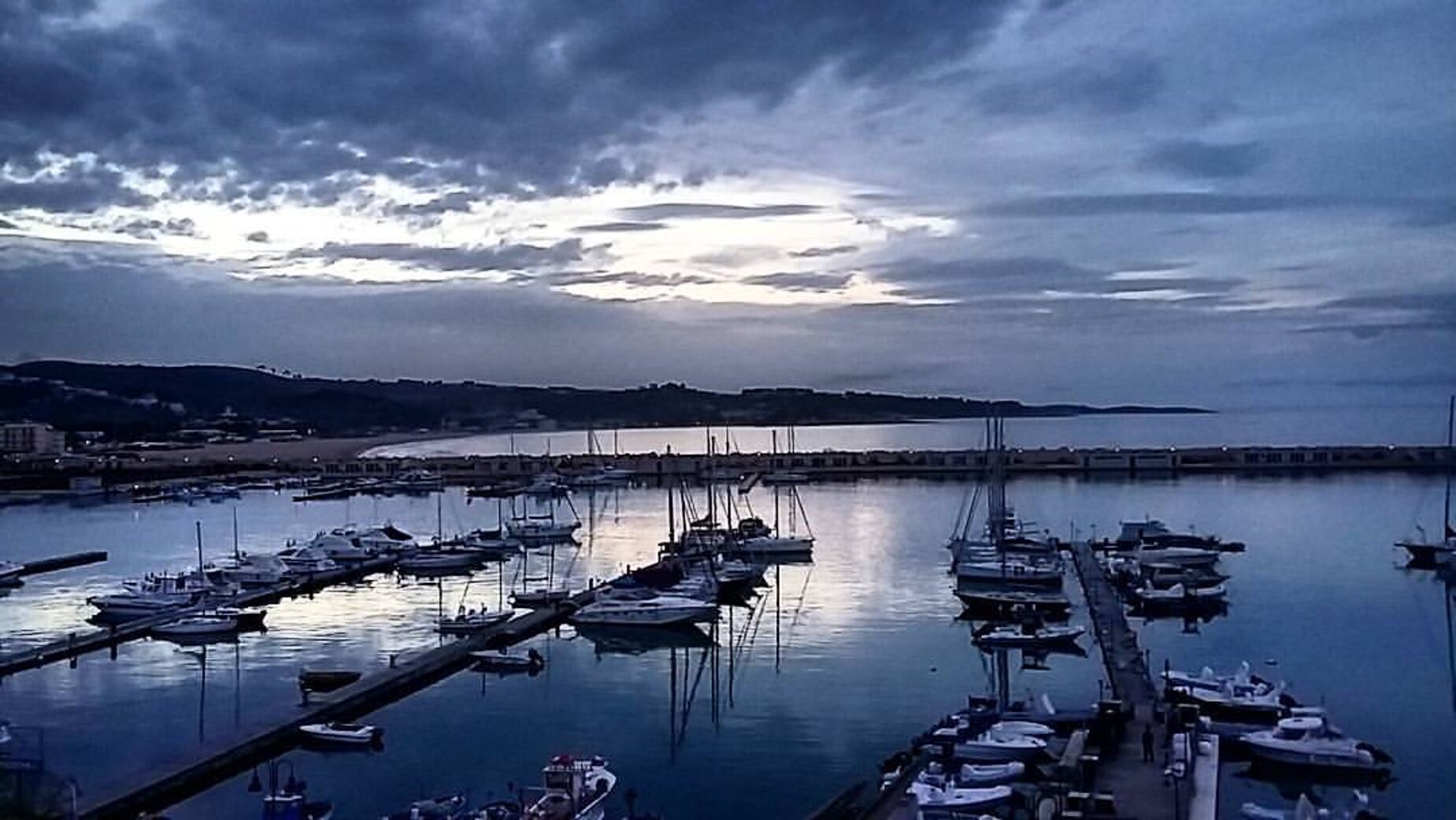 34666_6f772df2729f8a6d77b48a7838b893de5518c8b5