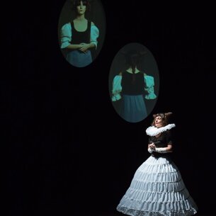 Spettacolo Una stanza tutta per se Spettacolo Una stanza tutta per se