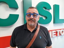 c4c7922b-3da7-4bdb-97f5-e89497e04ccf