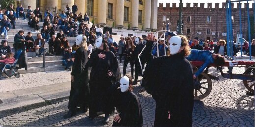 f6ef1ce9-69f5-4968-924b-479f6d7be4f7