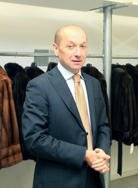 e1bf6567-7c16-4613-9bba-38d5d7936a40