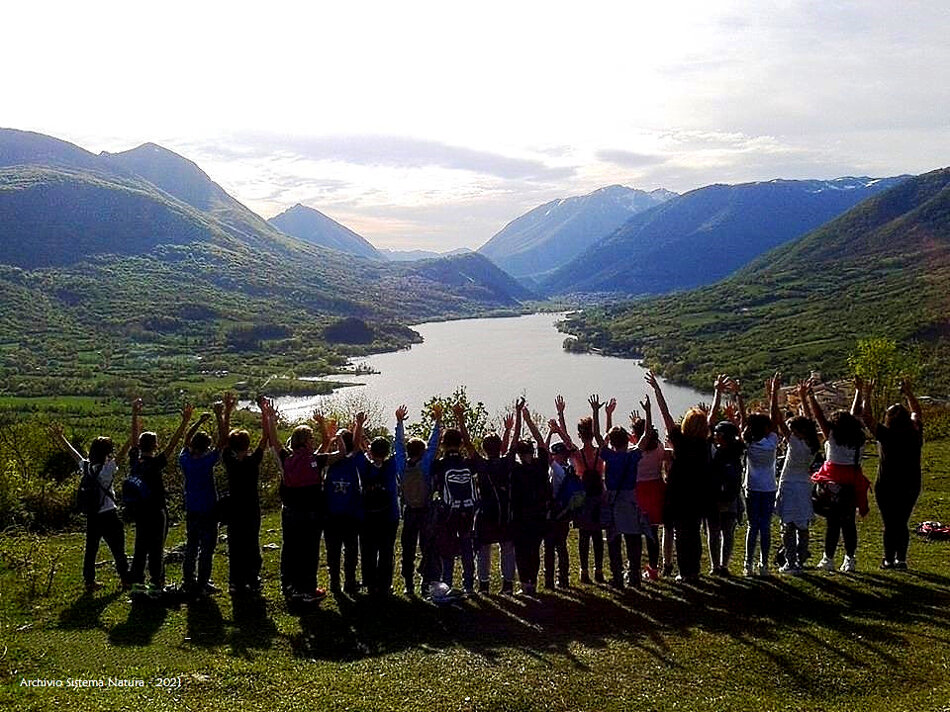 e9121db1-6222-490d-9bde-440c678a4df0