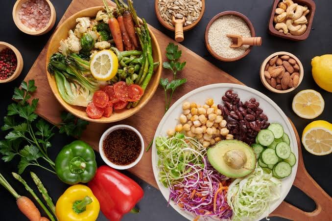 Dieta mediterranea, polifenoli e microbiota: cosa sappiamo davvero sulla salute del cervello? Dieta mediterranea, polifenoli e microbiota: cosa sappiamo davvero sulla salute del cervello?