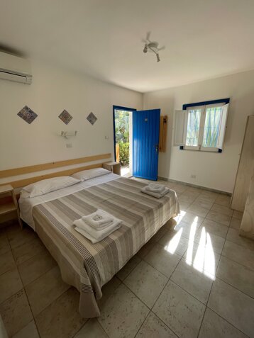 a235c123-b4b5-445e-8ad6-760b10bd3133