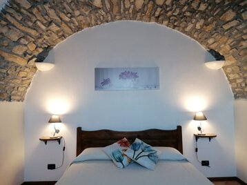 661bf4c8-0815-4b23-b2f1-9ec81d5b815d