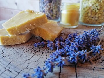 591c0b77-641a-47d3-8649-dfb33304f2b0