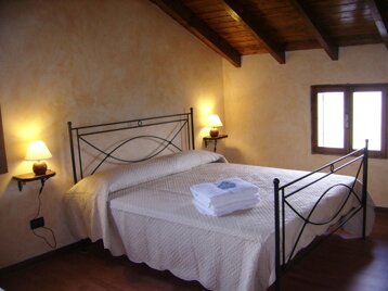 ab0e9b5e-103a-41b4-9258-c0a72d9db6bf