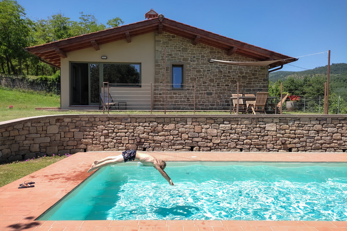 de93e8b3-b574-4f7e-a7c7-36f199733827 de93e8b3-b574-4f7e-a7c7-36f199733827