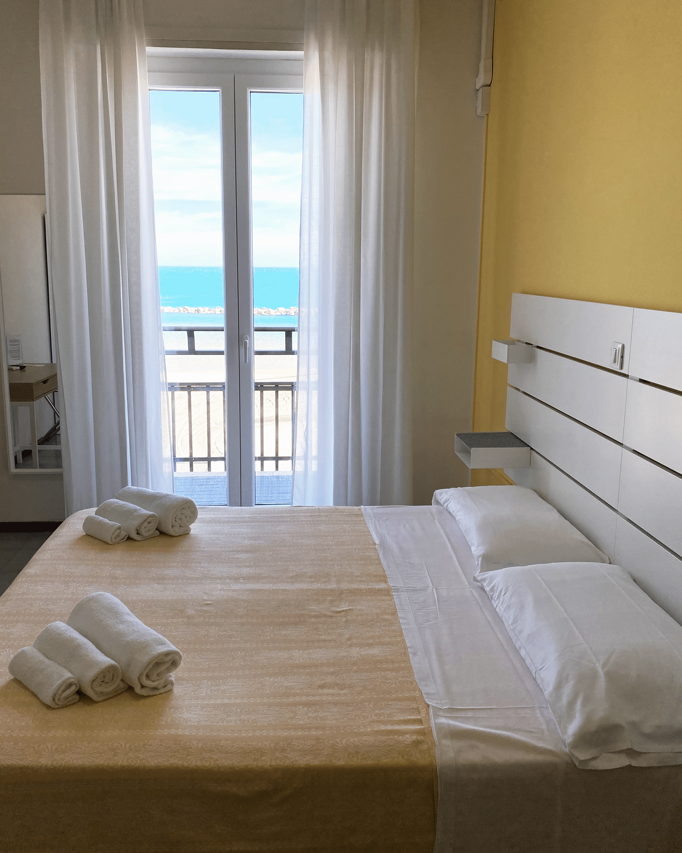 8a21e7d5-5f90-4746-aa43-d75f3b2b8736