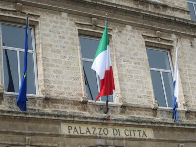 comune di trani.jpeg comune di trani.jpeg