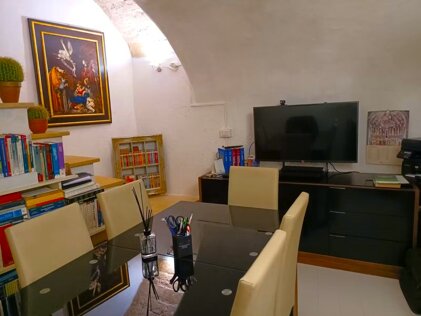 f15dd264-e5d8-476f-ba67-1b8642a14f96