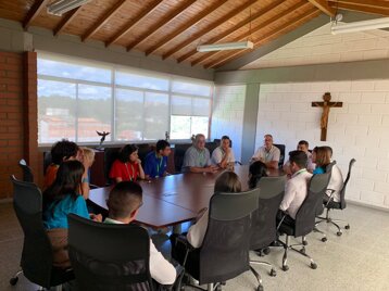 b4ee5207-32f7-4f4a-aff1-3028a1d19074