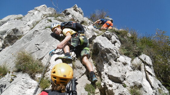 5f711556-f3c7-4467-b388-67e47b901329