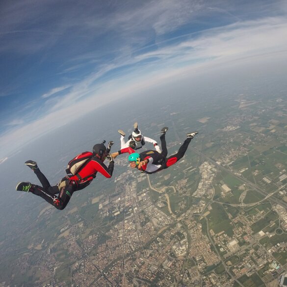 9f133851-aafa-438c-9a5c-398d037c5e99