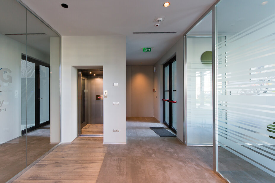 daf7f351-42cb-4b84-b070-877319d898e7