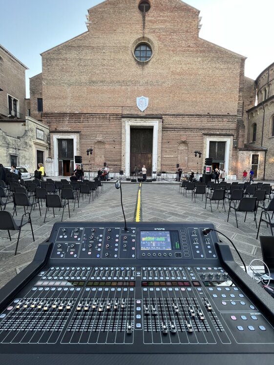 9a074e64-13a8-4905-afea-f3d27703ee48