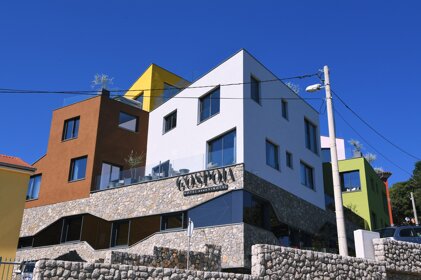 8c87f5db-477c-44cf-92eb-53db45b5d314