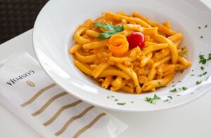 Šurlice s domaćin kozicama