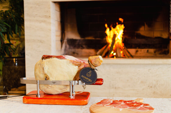 aae22f8e-cf6d-44e1-aaa0-ff41647415a4