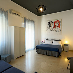 b&b Trapani City Center Suite Blu Room Room up to 4 people b&b La Casa di Paola b&b Trapani City Center Suite Blu Room Room up to 4 people b&b La Casa di Paola