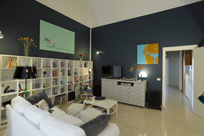 ff56f1c3-bdc7-4977-9feb-a6b41c3d84fd