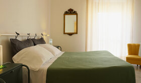 b&b Trapani La casa di Paola Triple Room Suite Romantica camera matrimoniale o tripla