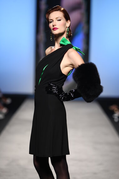 f5b0658b-fa5f-460a-83f1-dfd929dd2ebb