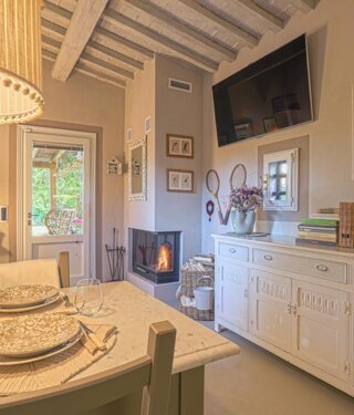 Il soggiorno con il camino Il soggiorno con il camino