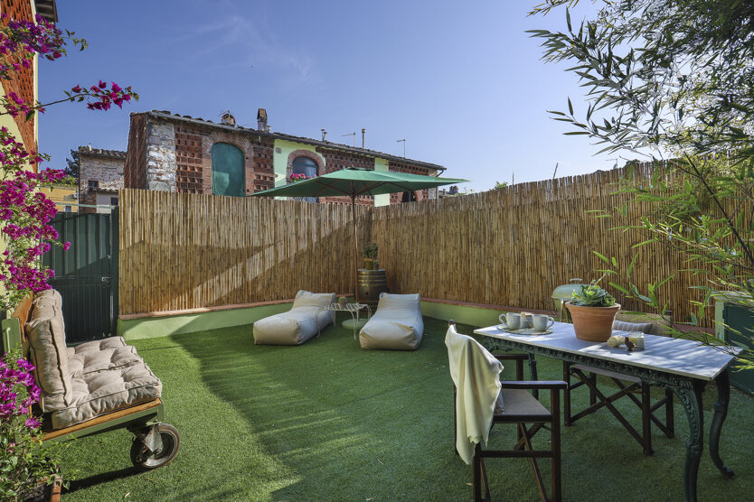 Jacuzzi J235 con cambio acqua per ogni ospite Jacuzzi J235 con cambio acqua per ogni ospite