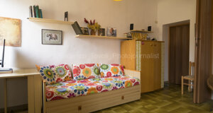 Portoferraio's historic center. Elba Island. A casa del Fotoreporter. Living room.