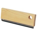 striglia-in-legno-con-lama