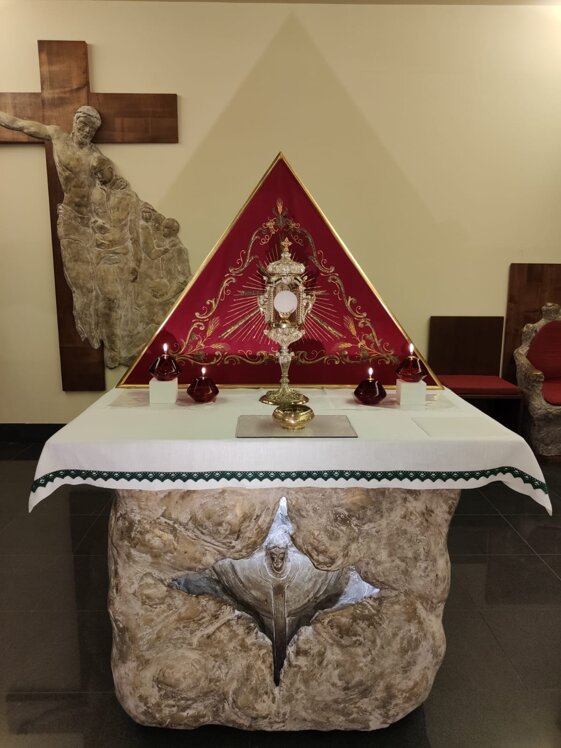 20f03b7c-2c67-44d7-aebb-5b2914048c12