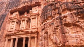 chiemseherin-petra-4945669_640.jpeg