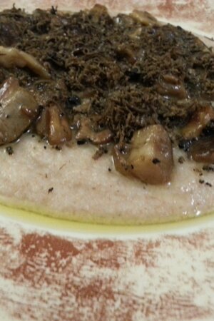 Polentina di farro con porcini e tartufo