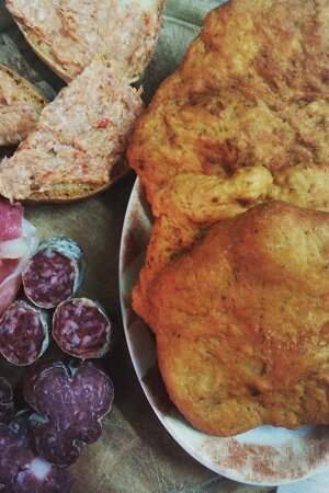 Pizza fritta salumi nostrani