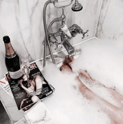 8e8314a9-8d45-4681-93e9-a33d07abd710