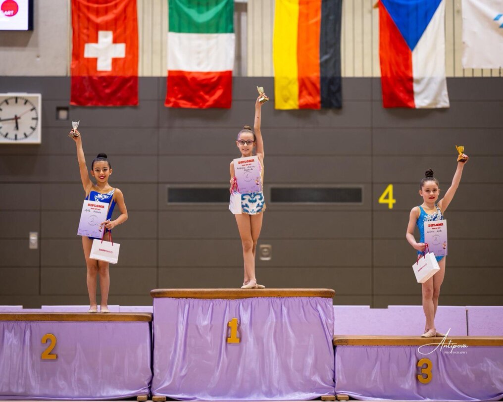 Ginnastica Ritmica,Ginnastica Ritmica Milano,corsi ginnastica ritmica Milano,corsi ritmica Milano,sport ritmica,ritmica Milano,associazione sportiva dilettantistica,rhythmic Milano,rhythmic Milan,ritmica agonistica Milano,Ginnastica Ritmica a Milano