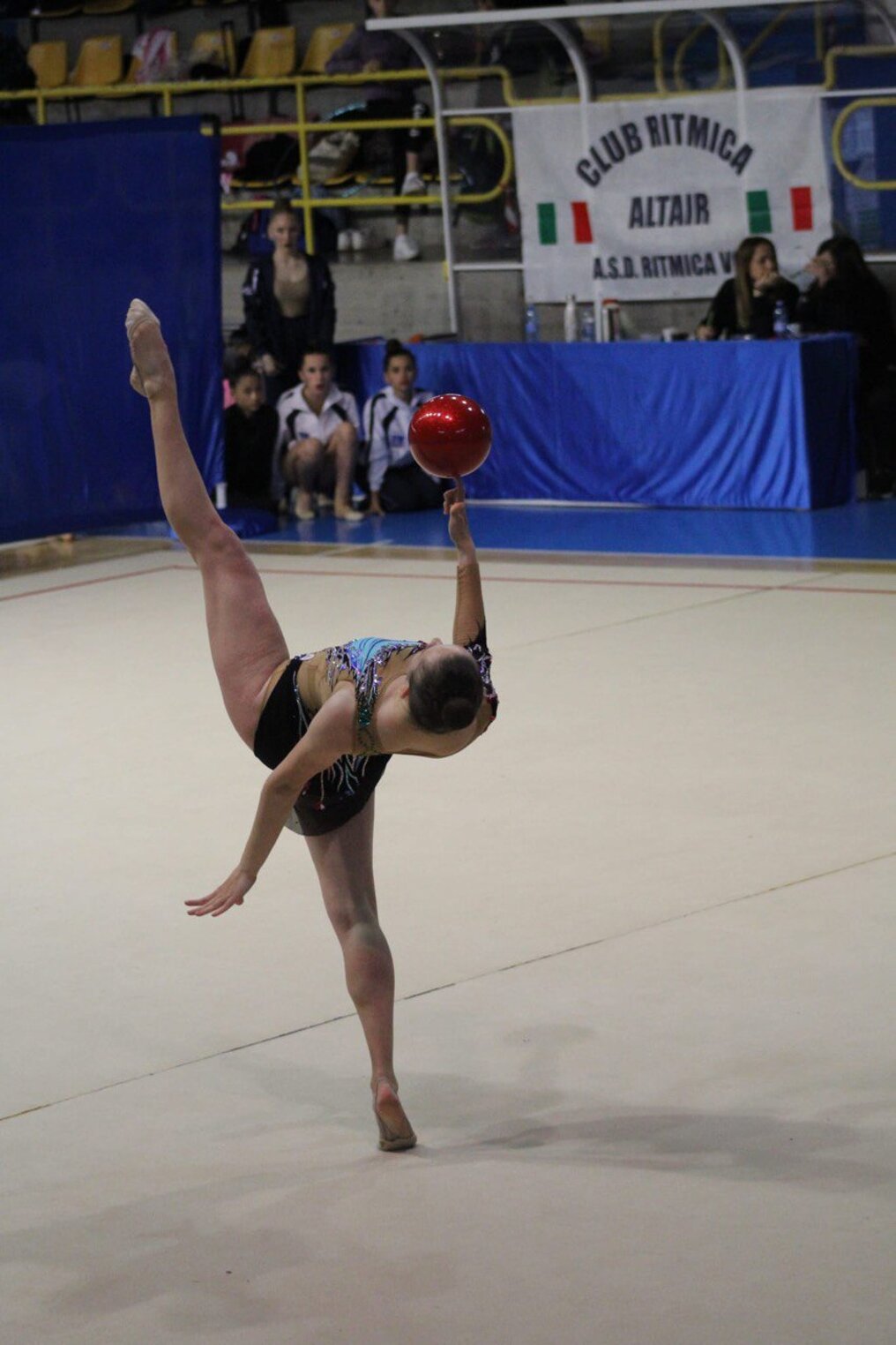 Ginnastica Ritmica,Ginnastica Ritmica Milano,corsi ginnastica ritmica Milano,corsi ritmica Milano,sport ritmica,ritmica Milano,associazione sportiva dilettantistica,rhythmic Milano,rhythmic Milan,ritmica agonistica Milano,Ginnastica Ritmica a Milano