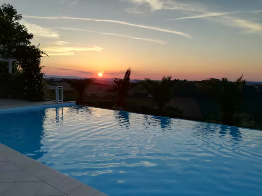 cortile-il-magico-tramonto-01 cortile-il-magico-tramonto-01