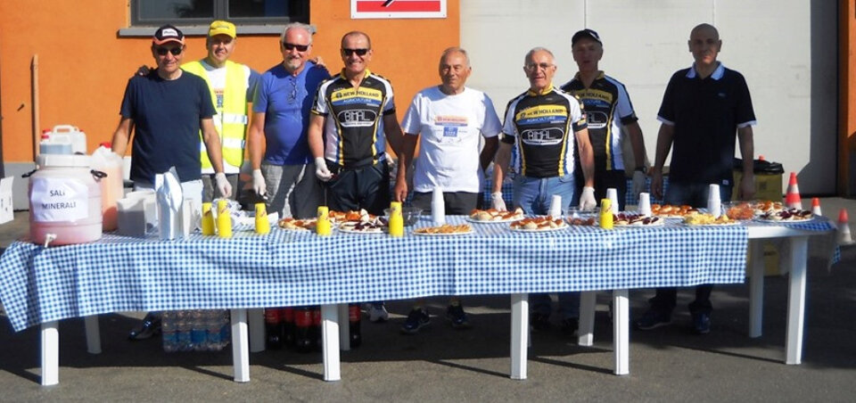 ee306247-fcb5-4eeb-adc6-cf615b44e42b